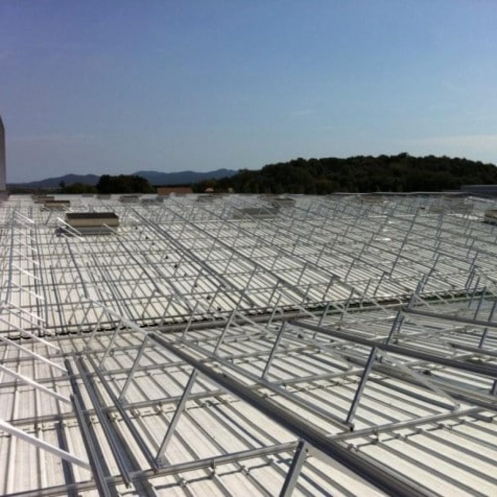 Estructuras para paneles en huertas solares · Solarstem